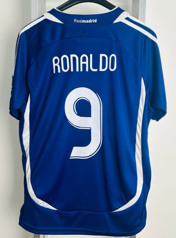 Real Madrid '06 Alternativa - Image 2